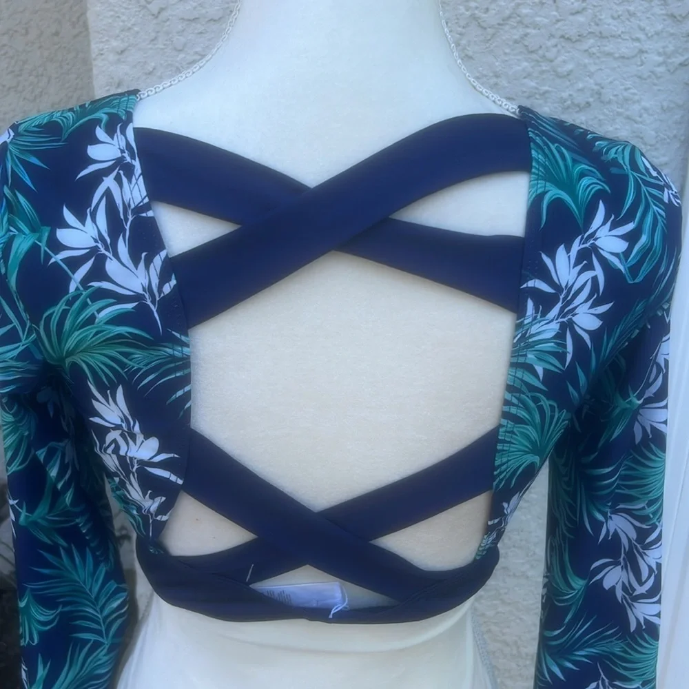 Cupshe Kaya Blue Tropical Crisscross Back Long Sleeve Bikini Women's Size NWT